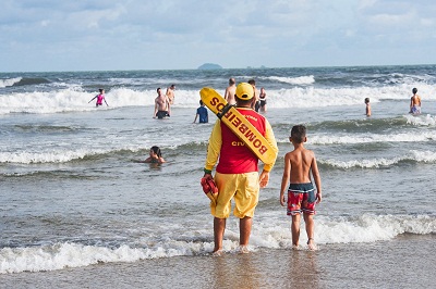 Terceiro boletim do ver&atilde;o mostra que &aacute;guas do Paran&aacute; seguem limpas e aptas para banho
