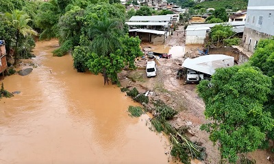 Esp&iacute;rito Santo tem 20 mil desalojados e 20 mortes por causa da chuva