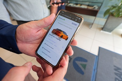 Passaporte digital: motoristas do Paran&aacute; agora podem ter registro inovador de ve&iacute;culos