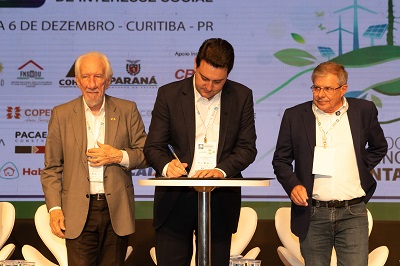R$ 1,7 bilh&atilde;o: Paran&aacute; firma conv&ecirc;nio com BID e Caixa para novas fases do Casa F&aacute;cil