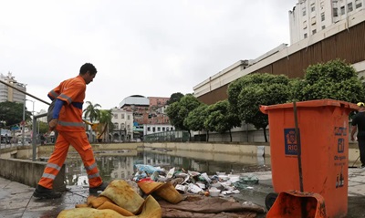 Mais de 90% dos brasileiros contam com servi&ccedil;o de coleta de lixo