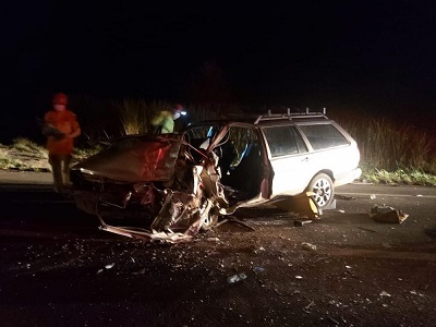 Colis&atilde;o frontal entre Parati e caminh&atilde;o deixa um ferido grave na BR-153
