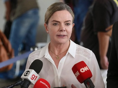 Gleisi diz que Ros&acirc;ngela Moro tem desprezo pela popula&ccedil;&atilde;o paranaense
