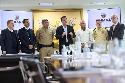Com ganhos nos sal&aacute;rios, Governo prop&otilde;e reestrutura&ccedil;&atilde;o das carreiras da PM e bombeiros