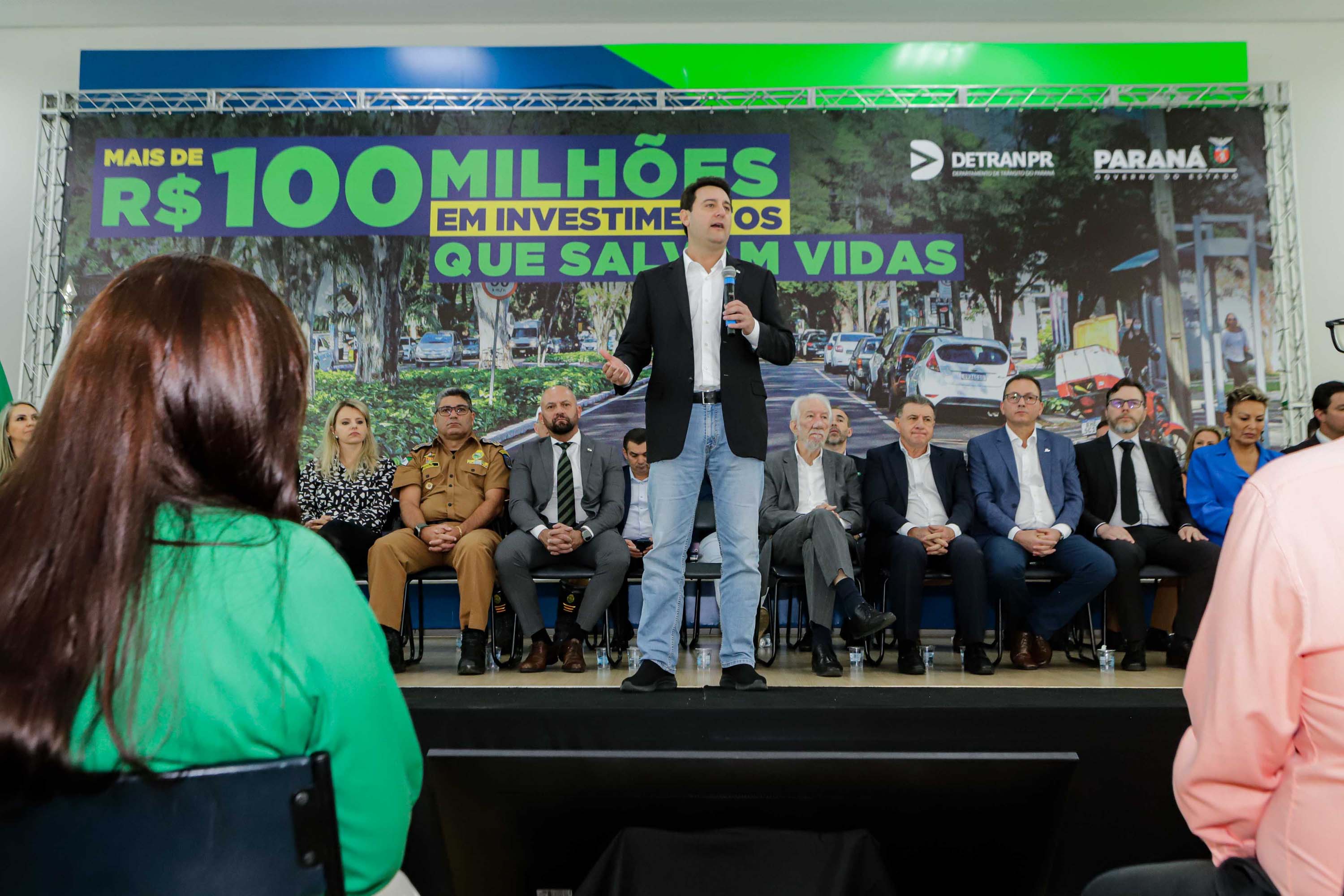 Detran-PR destina R$ 103,8 milh&otilde;es para fortalecer a&ccedil;&otilde;es de seguran&ccedil;a no tr&acirc;nsito no Paran&aacute;
