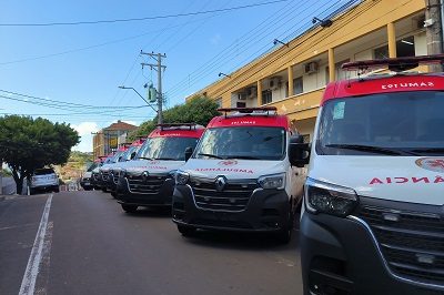 Estado entrega sete novas ambul&acirc;ncias para refor&ccedil;ar o Samu do Norte Pioneiro