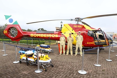 Helibalde e massageador card&iacute;aco: novo helic&oacute;ptero dos Bombeiros acelera atendimentos