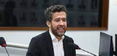 Conselho de &Eacute;tica da C&acirc;mara abre processo contra Andr&eacute; Janones