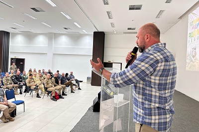 Estado apresenta a munic&iacute;pios estrat&eacute;gias de seguran&ccedil;a no Litoral durante a temporada