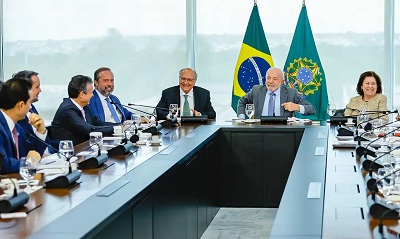 Governo prev&ecirc; aumento de etanol na gasolina de 30% para at&eacute; 32%